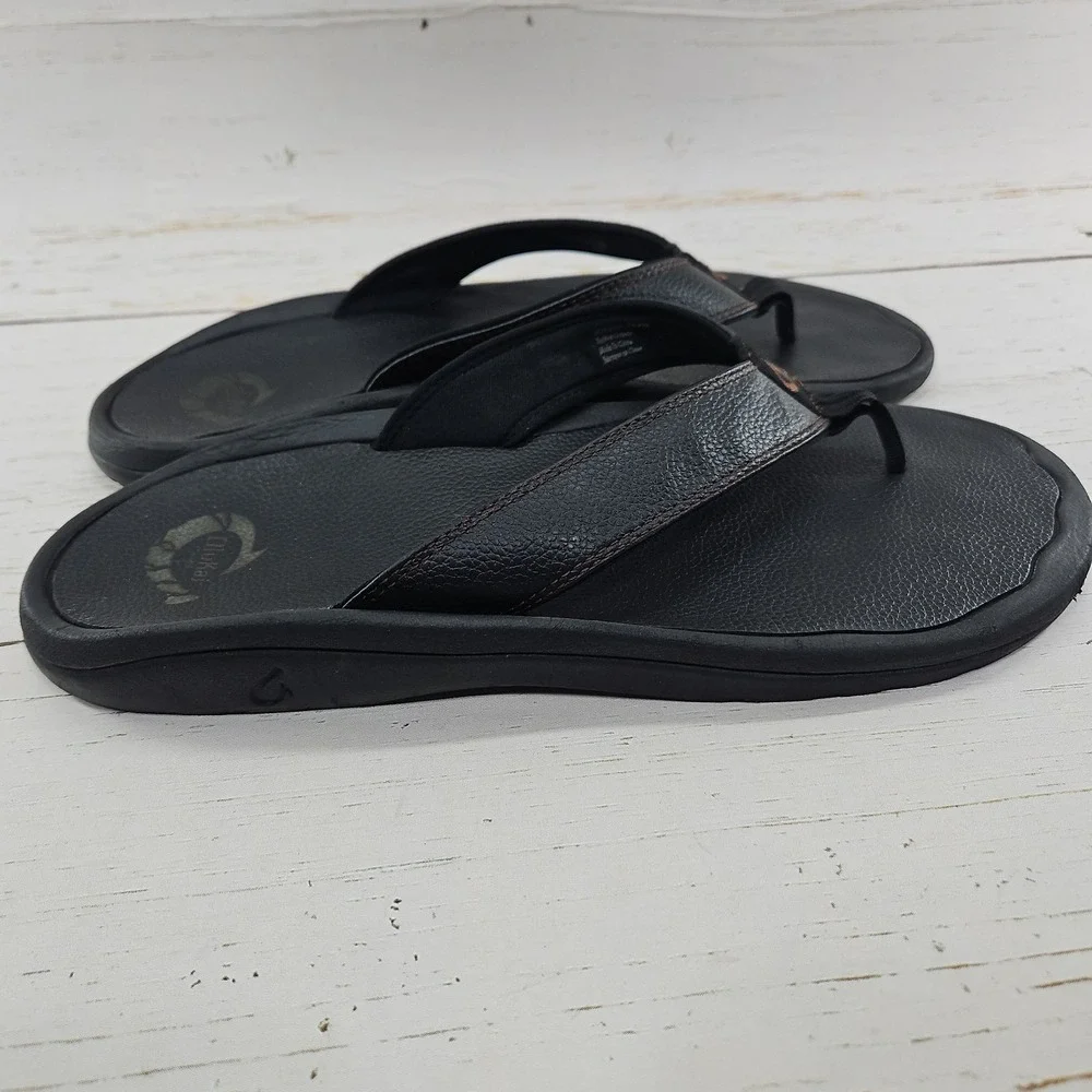 OluKai Ohana Leather Mens Size 12 Black Flip Flop Slip On Thong Sandals